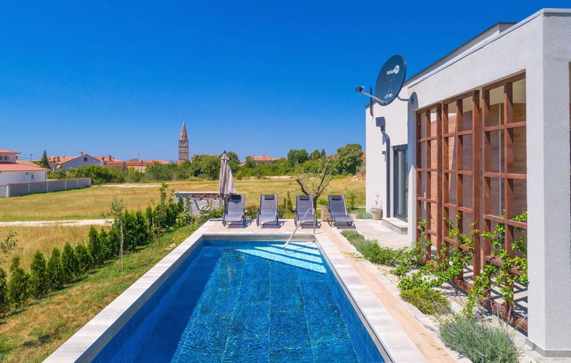 Villa Lily Galižana Kültér fotó