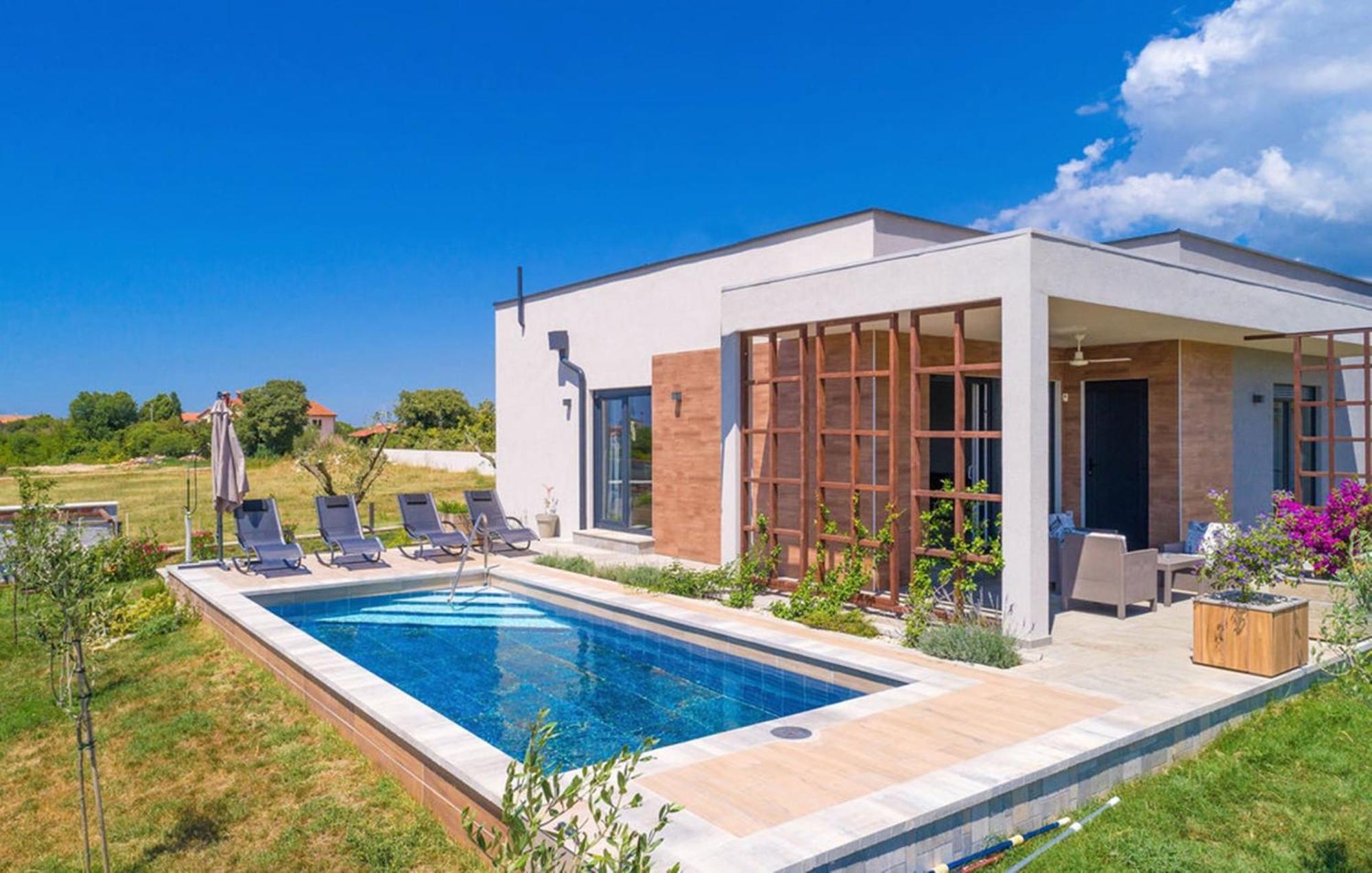 Villa Lily Galižana Kültér fotó